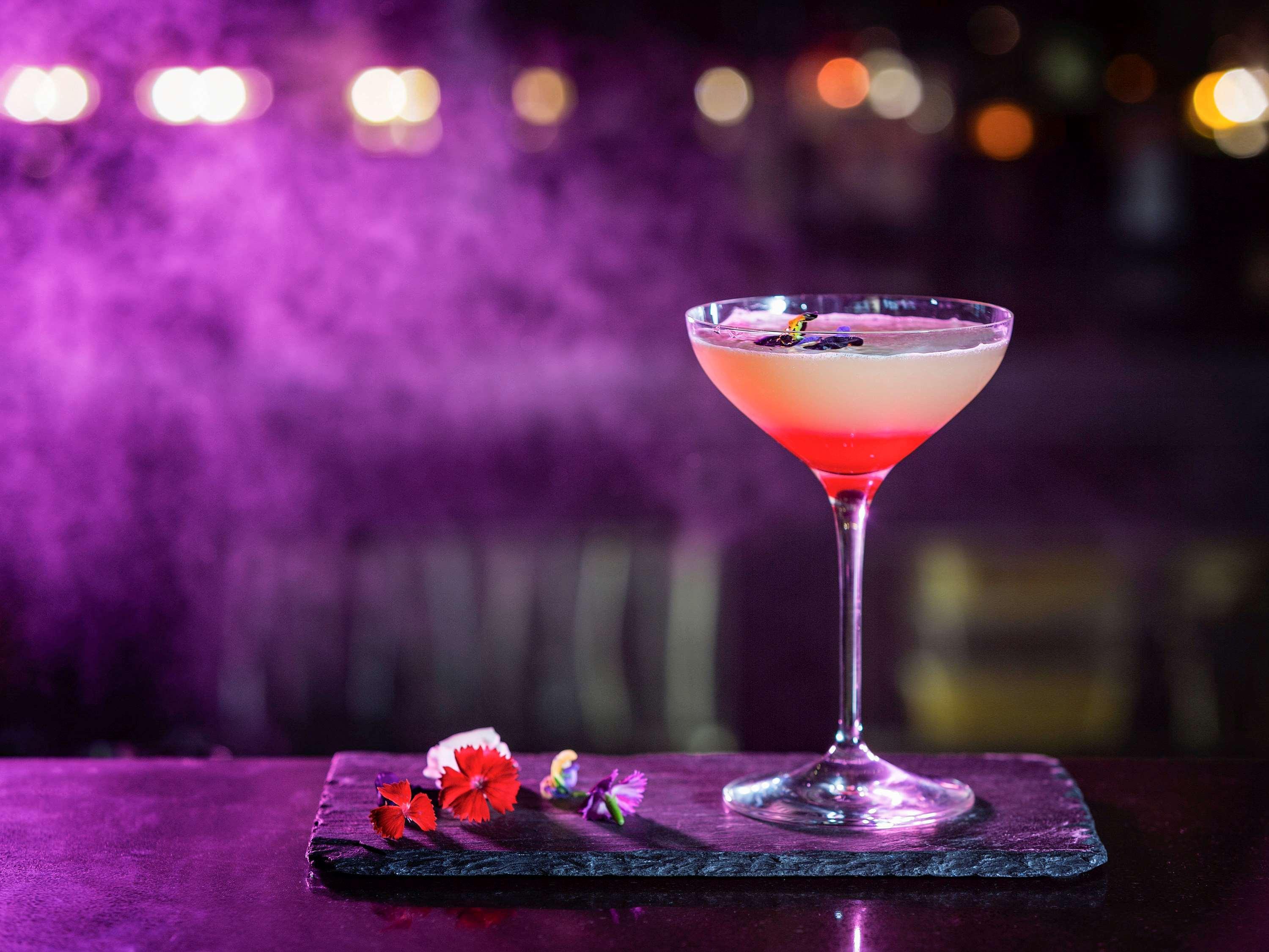 Pullman Sydney Olympic Park Hotel Exterior photo A cosmopolitan cocktail