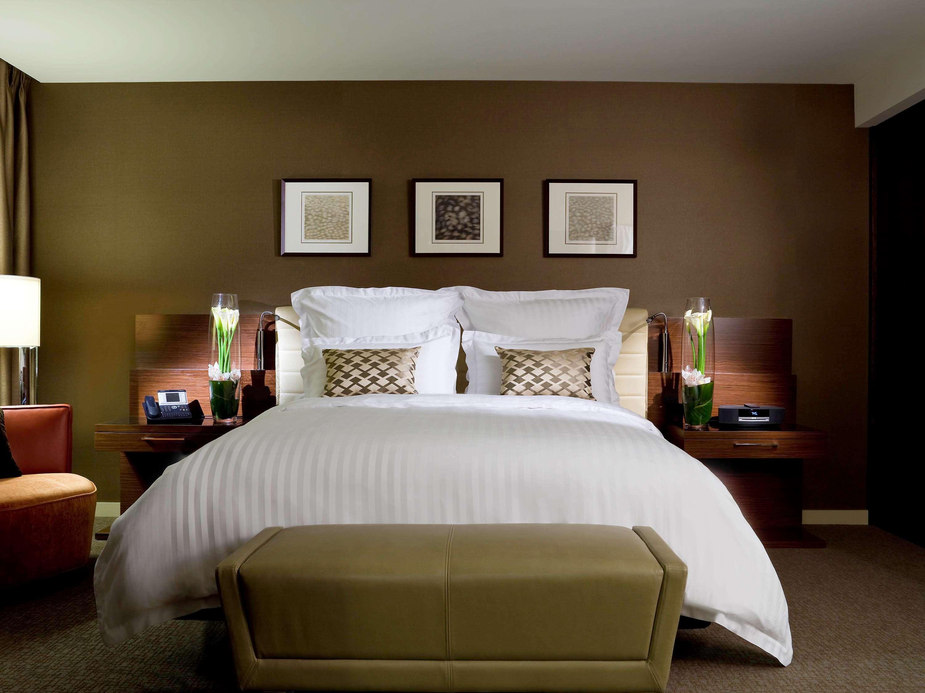 Pullman Sydney Olympic Park Hotel Exterior photo A guest room at the Westin Palace, Madrid