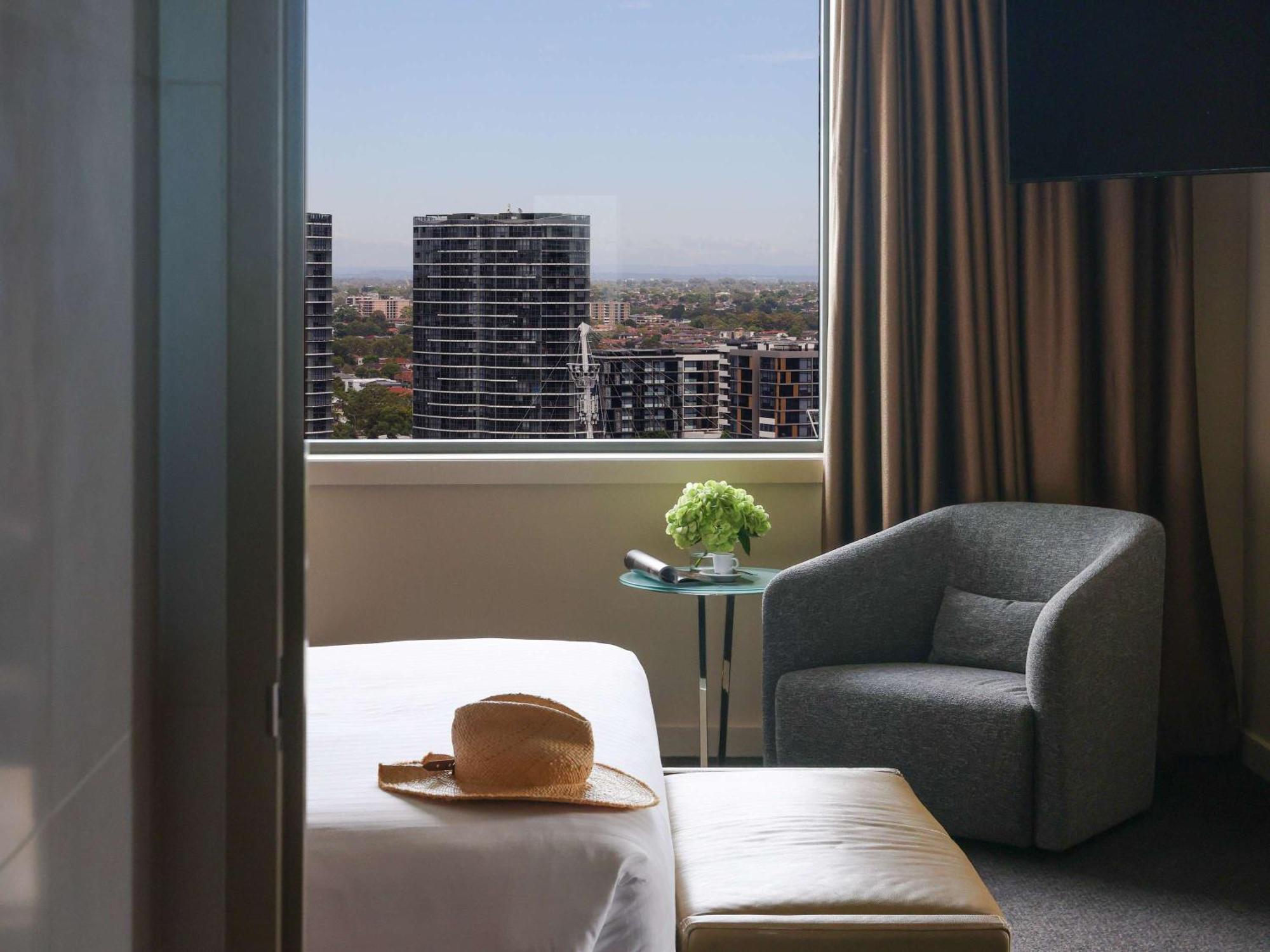 Pullman Sydney Olympic Park Hotel Exterior photo A room at the hotel