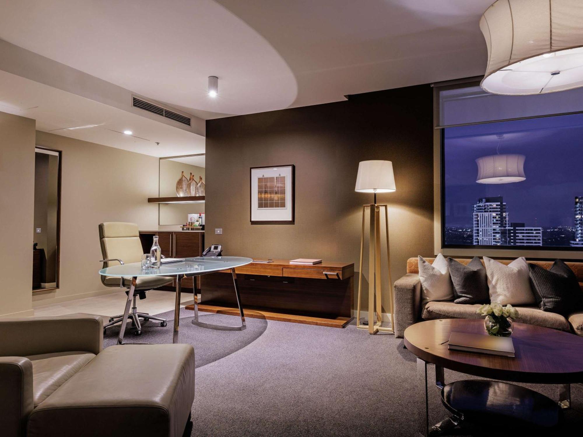 Pullman Sydney Olympic Park Hotel Exterior photo