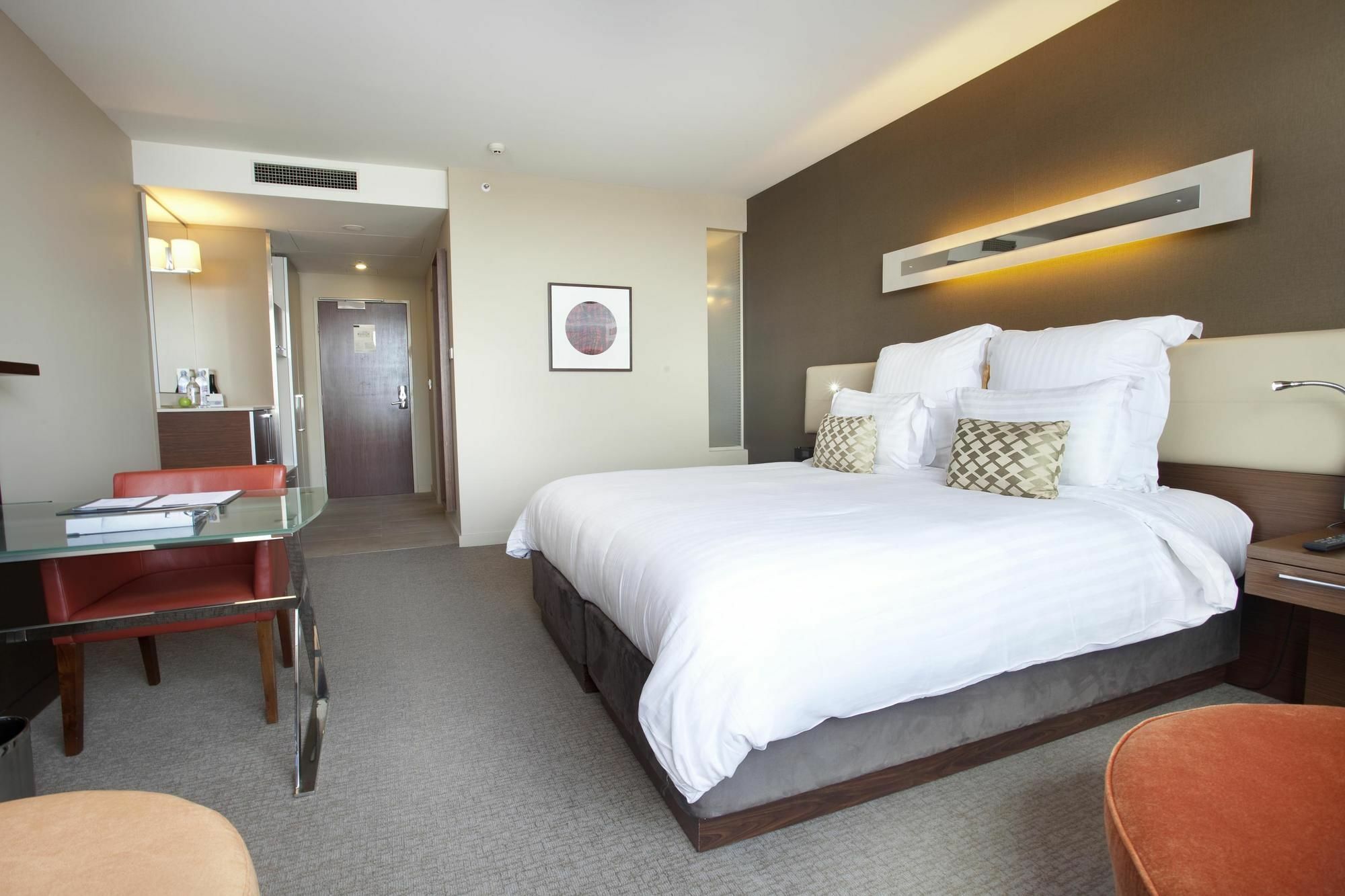 Pullman Sydney Olympic Park Hotel Exterior photo A room at the hotel